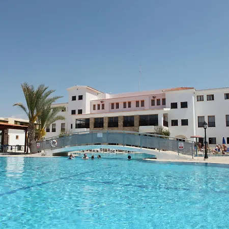 Kefalos Tourist Village 4*