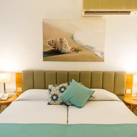 케팔로스 비치 투어리스트 빌리지 파포스