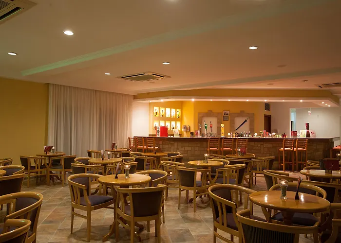 Kefalos Tourist Village 4* Paphos