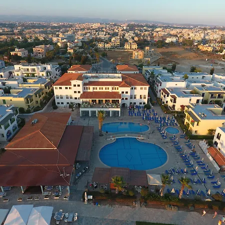 Resort Kefalos Tourist Village Paphos