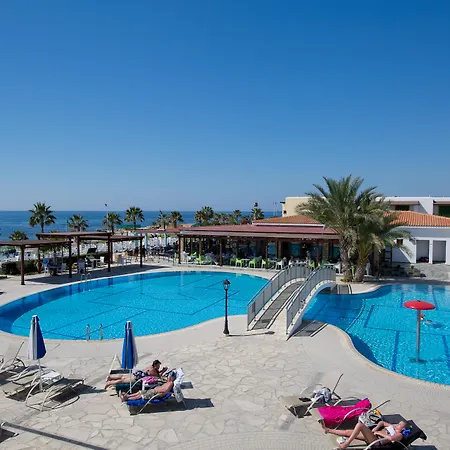 Kefalos Tourist Village פאפוס