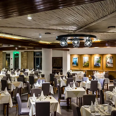 אתר נופש Kefalos Tourist Village 4*