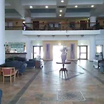 科发罗斯海滩旅游村公寓 Paphos