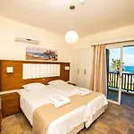科发罗斯海滩旅游村公寓 度假村 Paphos