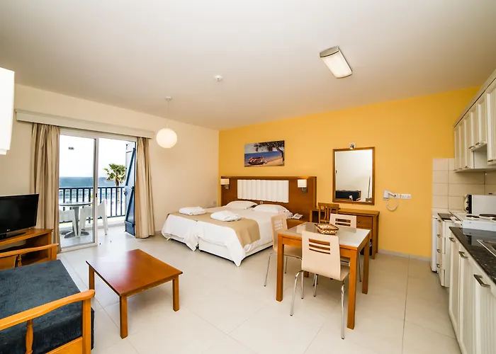 Resort Kefalos Tourist Village Paphos