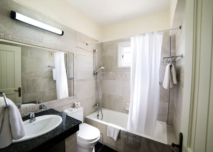 Resort Kefalos Tourist Village Paphos